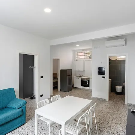 Apartamento Via Leucosia A Due Passi Dal Mare Salerno